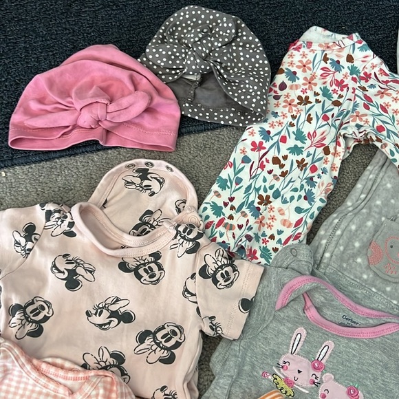Baby girl Spring essentials bundle! - Picture 2 of 6